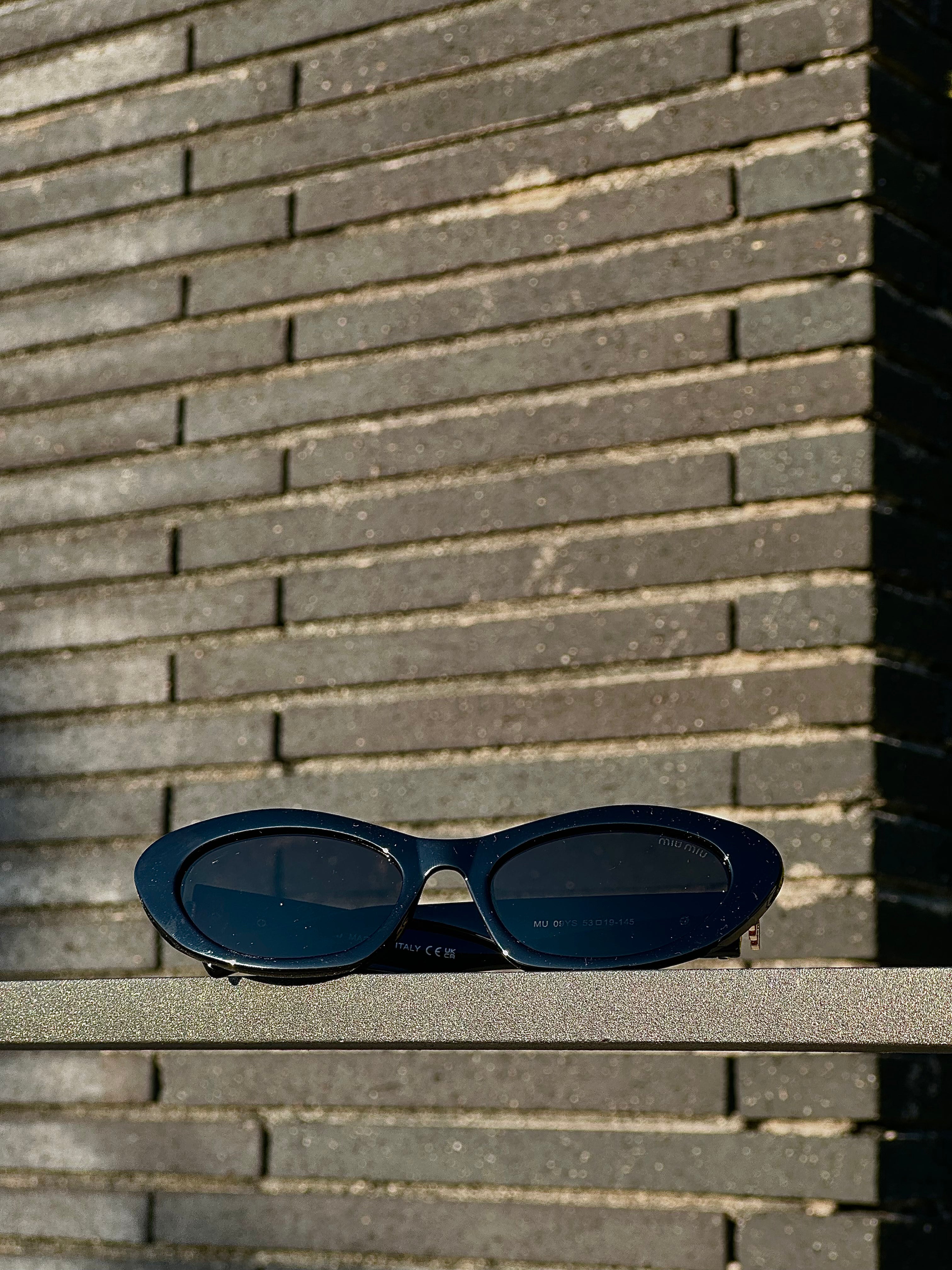 Miu Miu 09YS