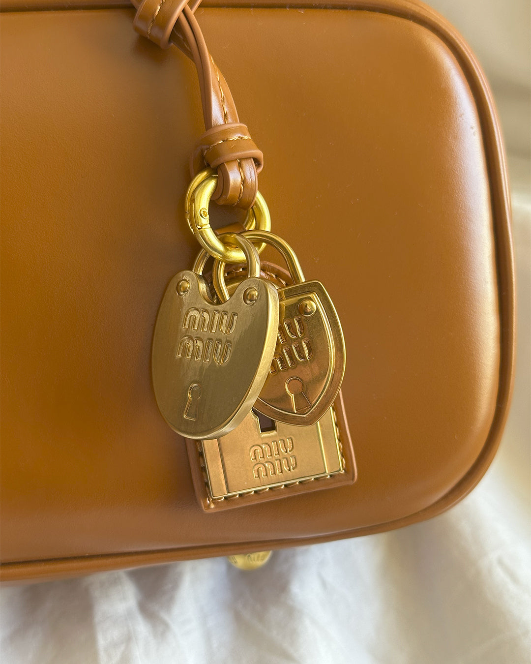 Miu Miu Beau