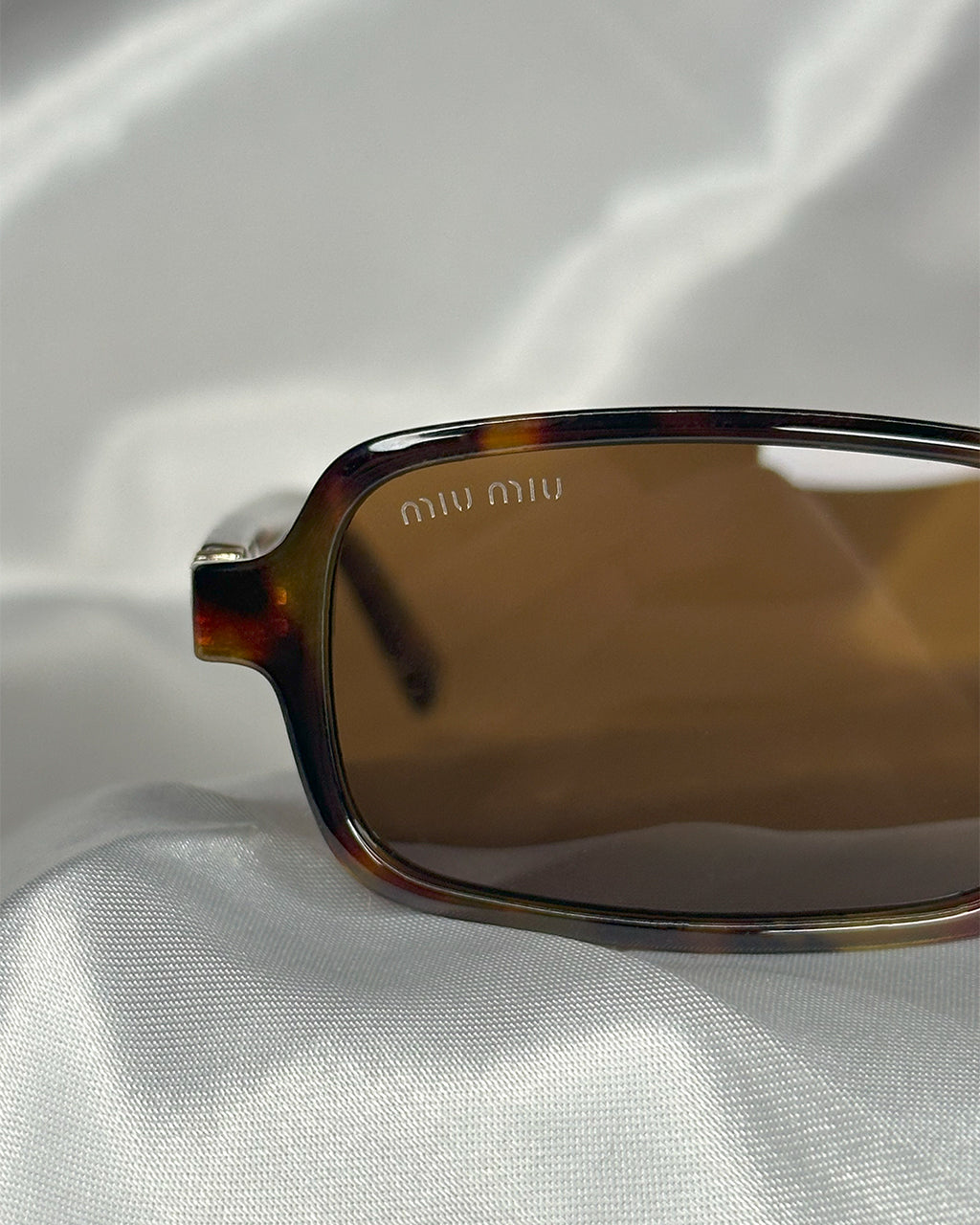 Miu Miu 11ZS