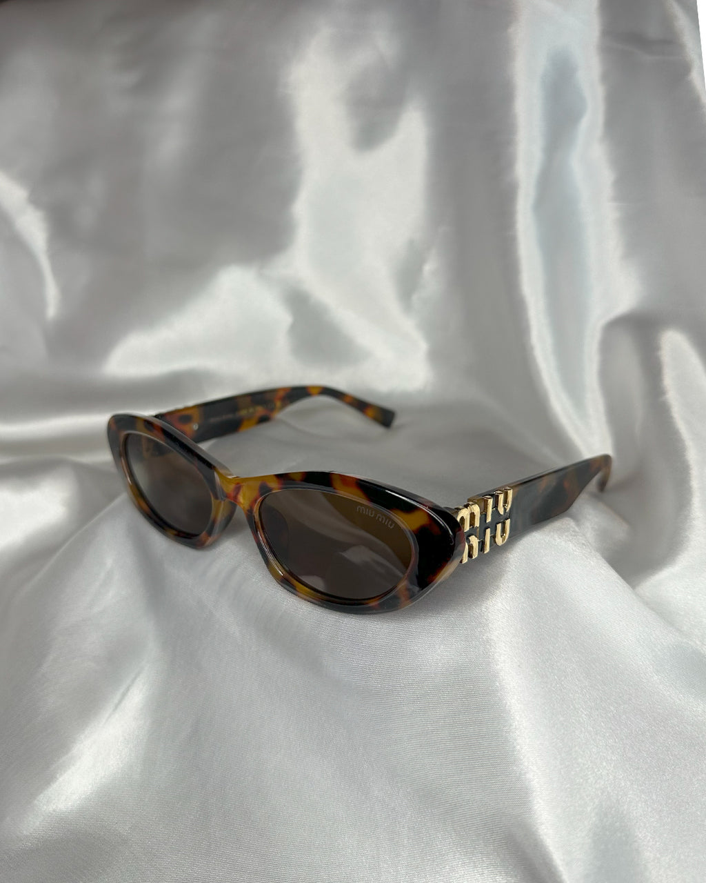Miu Miu 09YS