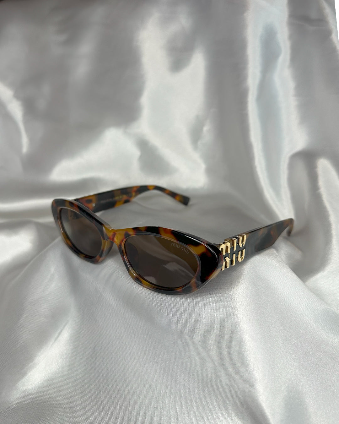 Miu Miu 09YS