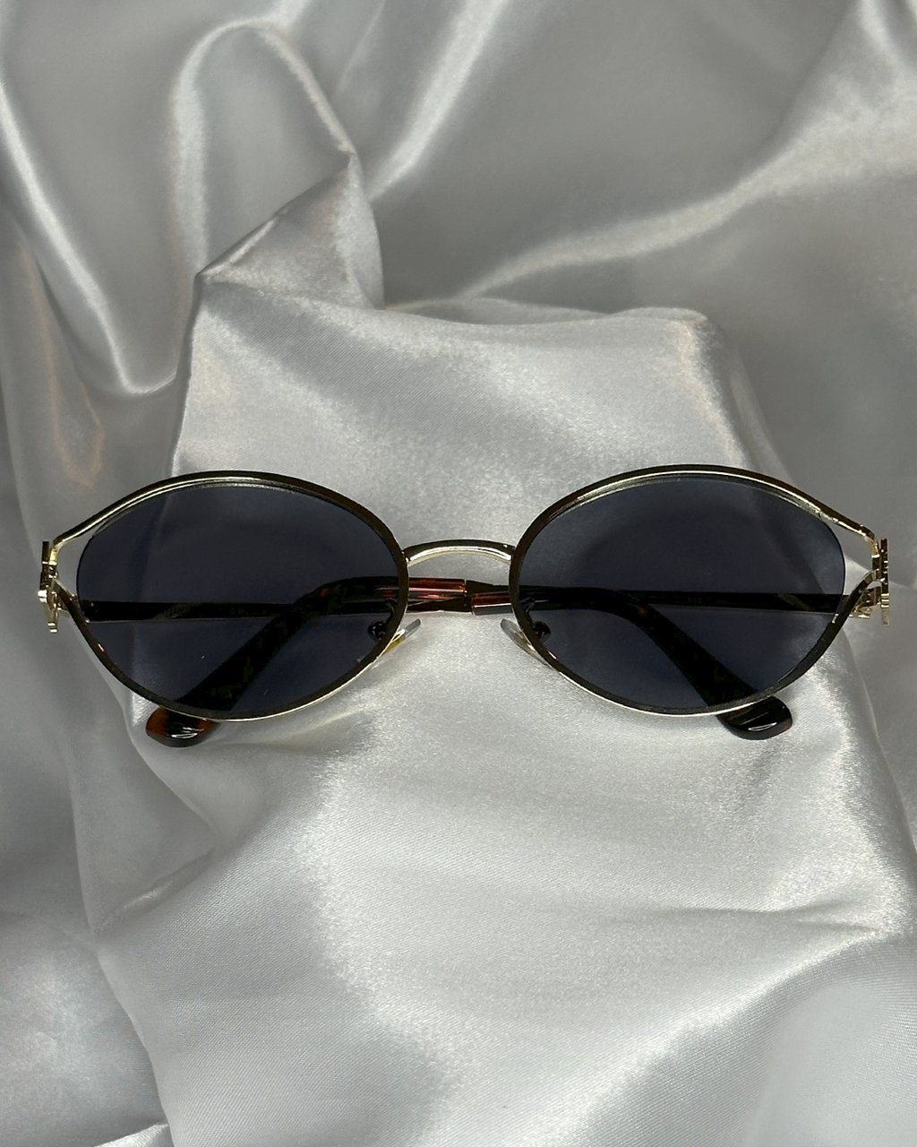 Miu Miu 52YS