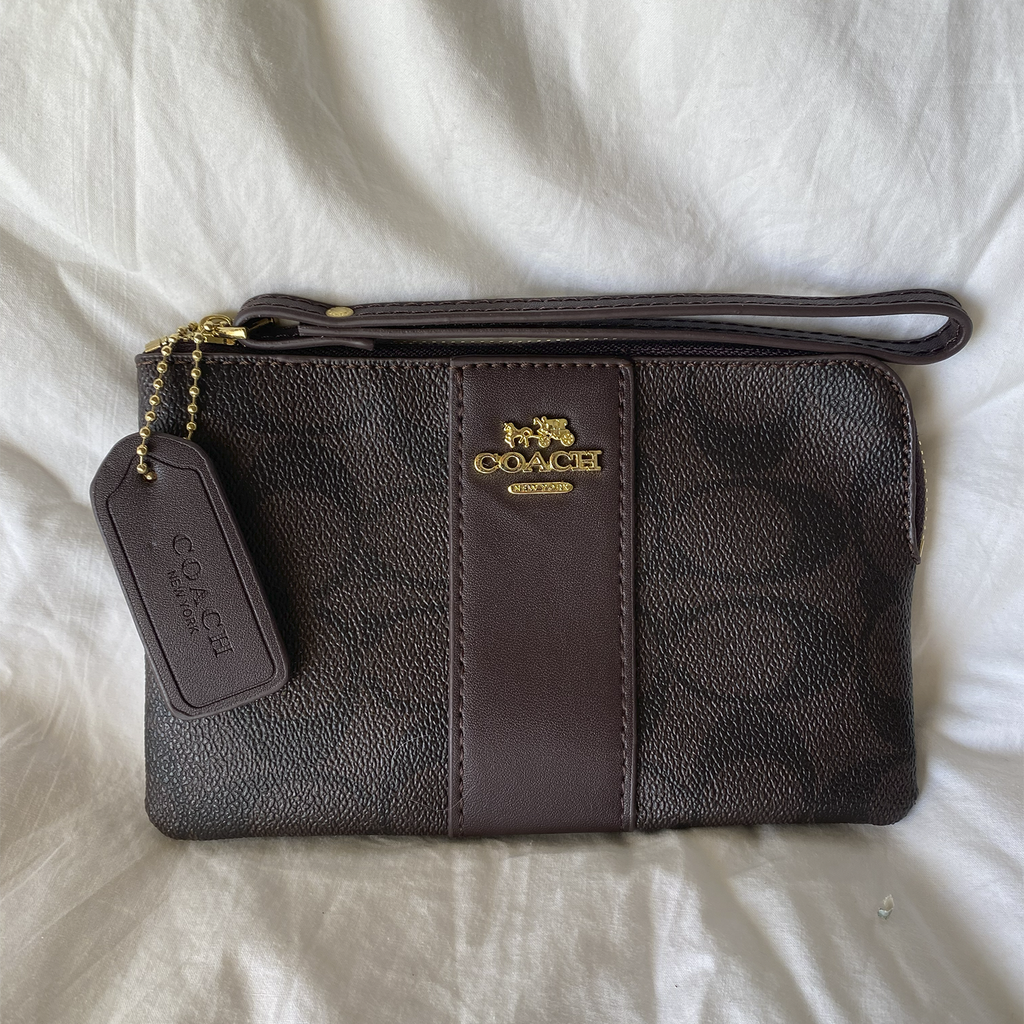 Coach Necessaire