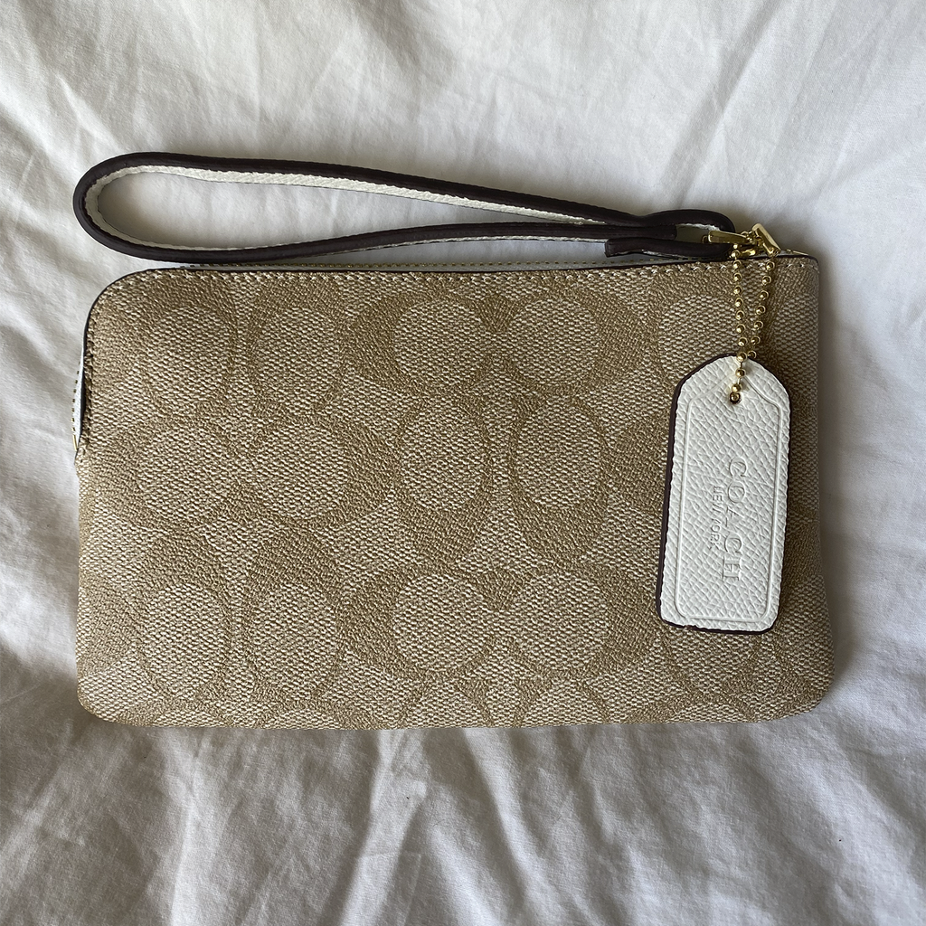 Coach Necessaire